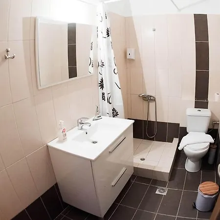 Apartman Mirmidones Anesis *
